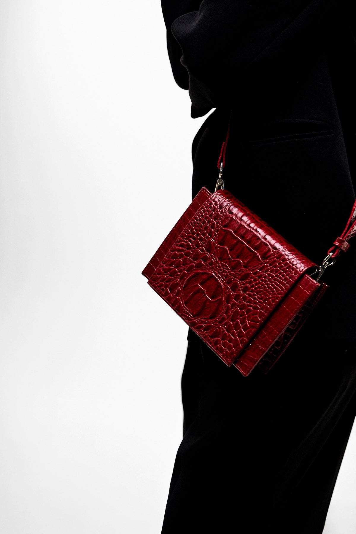 Mini Chevy Bag Burgundy shown on a model for scale